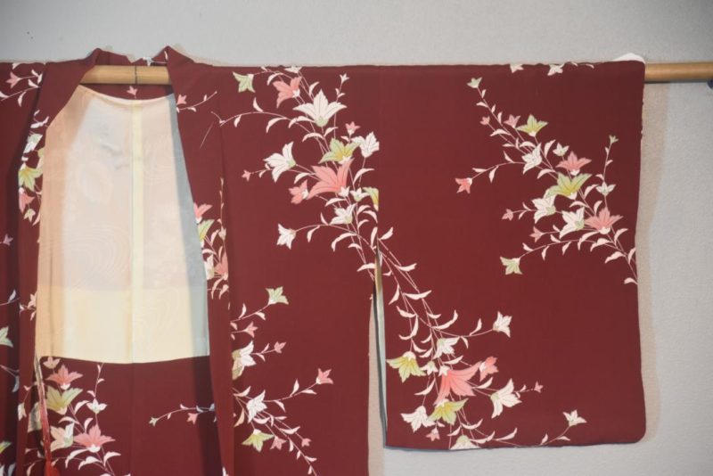 Floral Maroon Vintage Japanese Silk Haori Jacket - Image 7