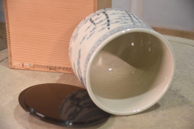 Blue & White Pottery Mizuzashi Height:165mm - Image 5