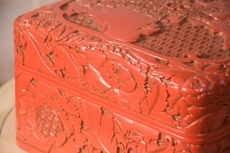 Japanese Lacquered Letter Box with Chinese Designs Width:310mm - Image 9