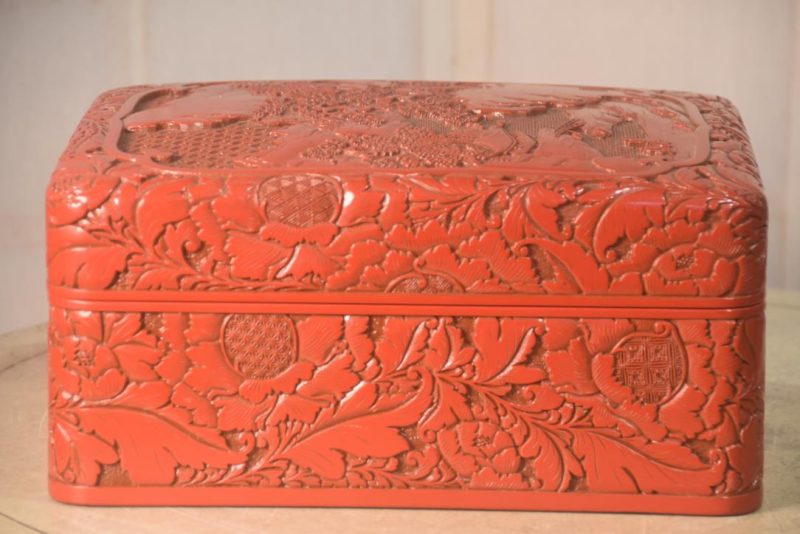 Japanese Lacquered Letter Box with Chinese Designs Width:310mm - Image 8