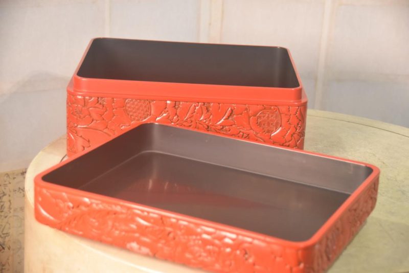 Japanese Lacquered Letter Box with Chinese Designs Width:310mm - Image 7