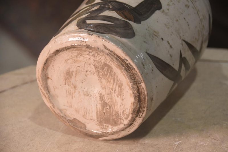 Shigaraki Pottery Tokuri Sake Bottle Height:255mm - Image 3