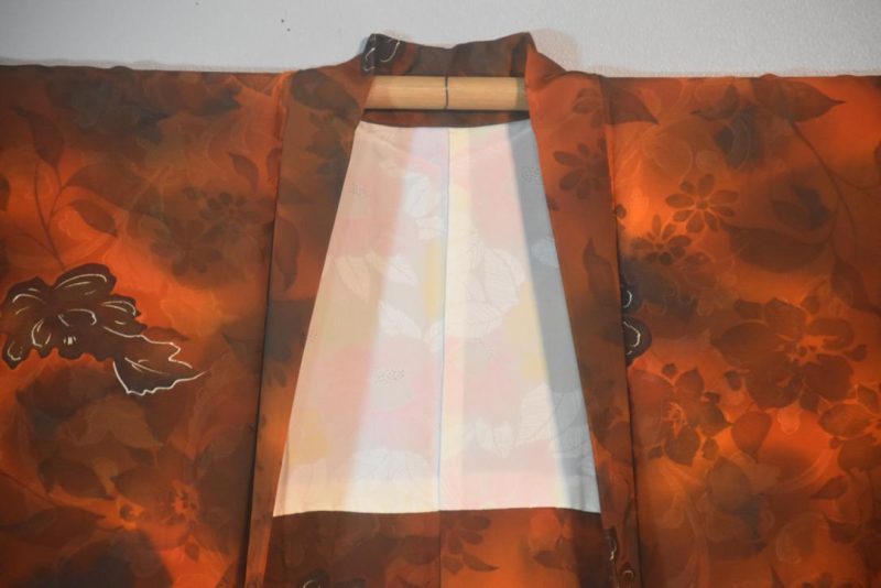 Warm Tones Silk Vintage Japanese Haori Jacket - Image 4