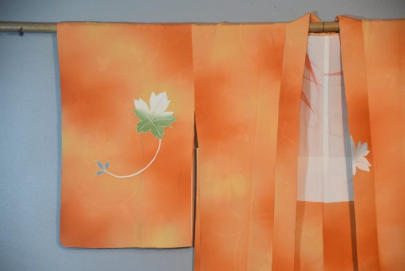 Peach Swirl Silk Vintage Japanese Haori Jacket - Image 5