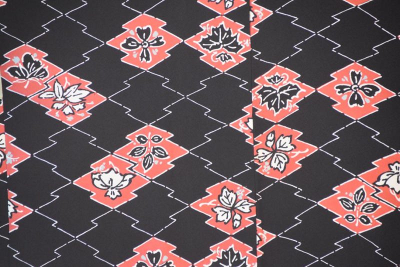 Black Geometrics Silk Vintage Japanese Haori Jacket - Image 2