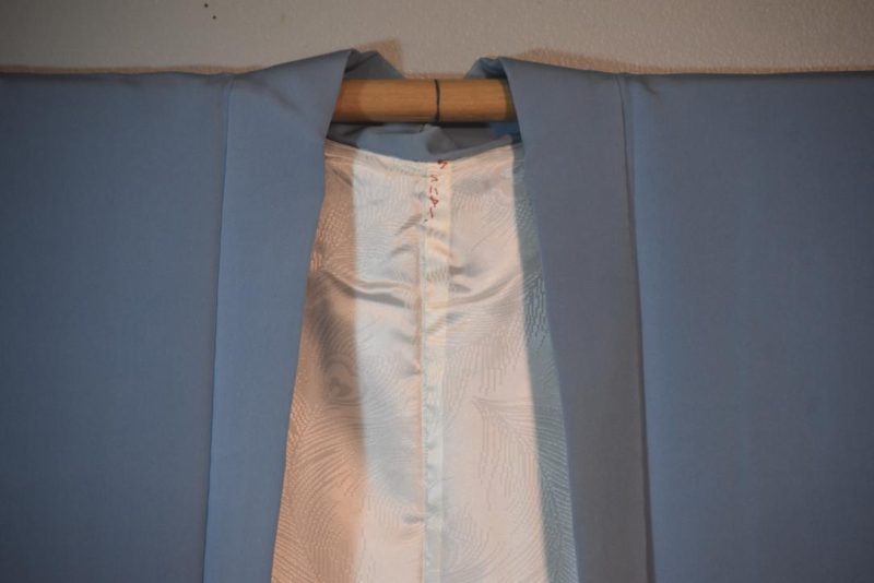 Pretty Blue Vintage Japanese Silk Haori Jacket - Image 3