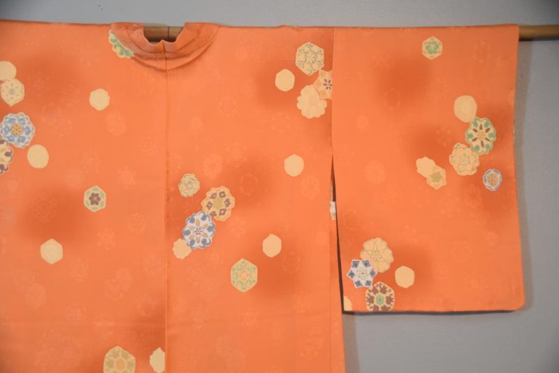 Apricot Motifs Vintage Japanese Silk Haori Jacket - Image 4