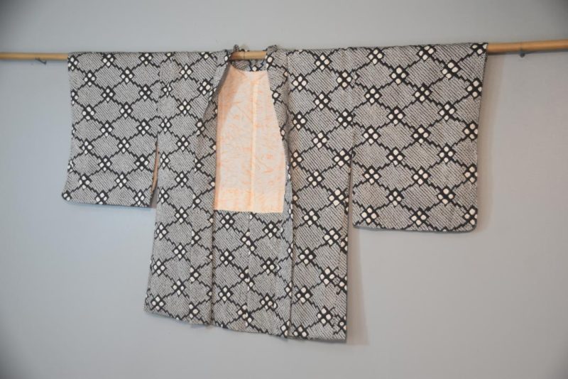 Black and White Vintage Japanese Silk Shibori Haori Jacket - Image 4