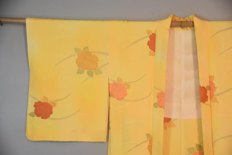 Yellow Floral Silk Vintage Japanese Haori Jacket - Image 3
