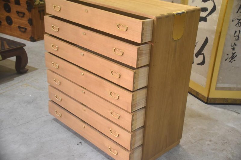 Vintage Clothing Chest  Width:1000mm - Image 13