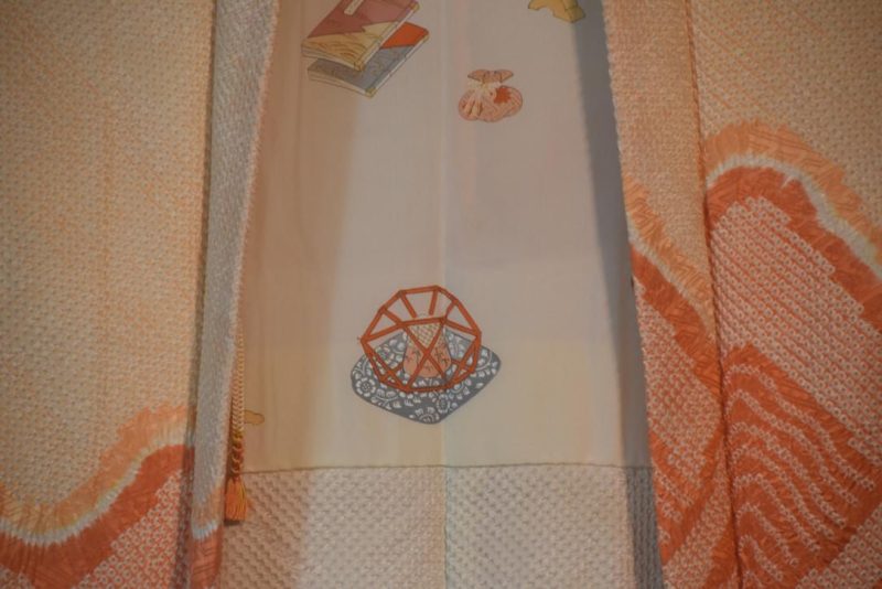 Apricot Mountainscape Vintage Japanese Silk Haori Jacket - Image 7
