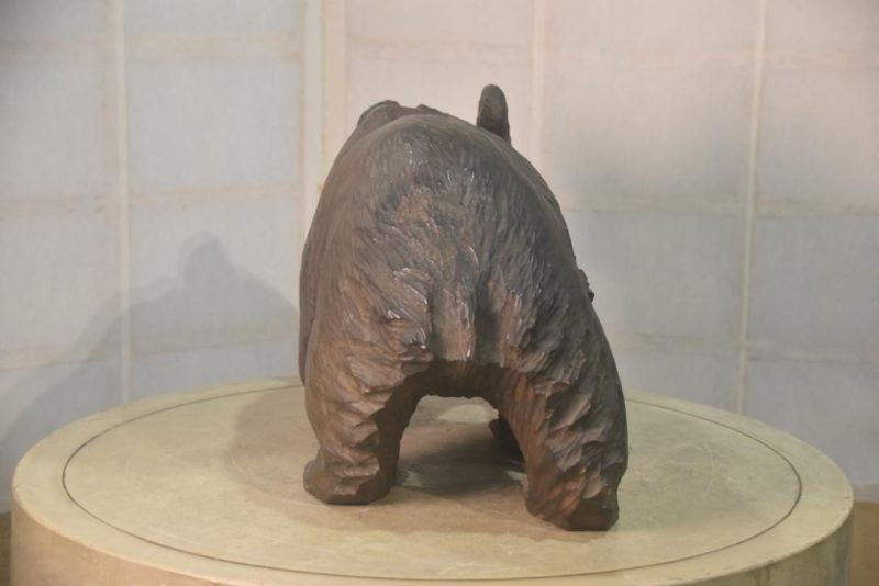Carved Wooden Hokkaido Bear Width:400mm - Image 5