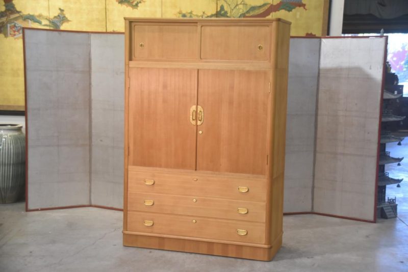 Superior Quality Vintage Wedding Chest (3 Sections) Width:1210mm