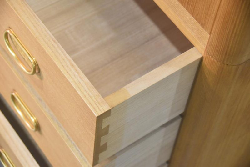 Superior Quality Vintage Wedding Chest (3 Sections) Width:1210mm - Image 12