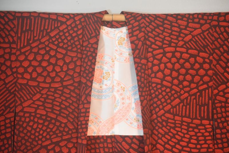 Red Art Vintage Japanese Silk Haori Jacket - Image 6