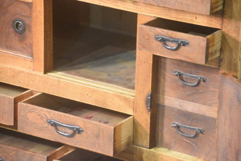 Gifu Region Elm Merchant's Chest Width:970mm - Image 10
