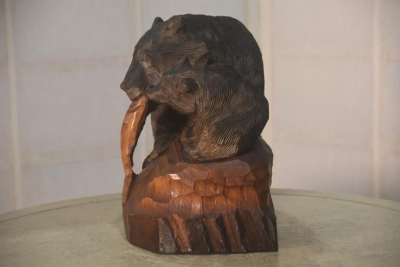 Carved Wooden Hokkaido Bear Width:300mm - Image 7