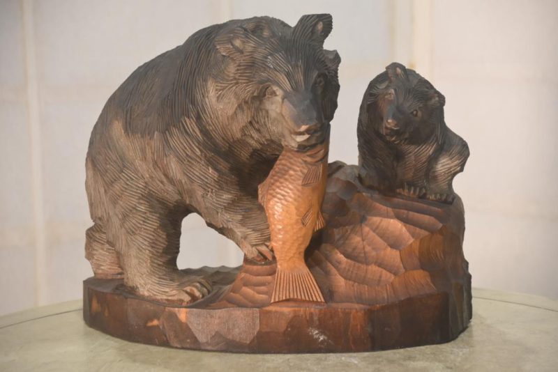 Carved Wooden Hokkaido Bear Width:300mm - Image 8