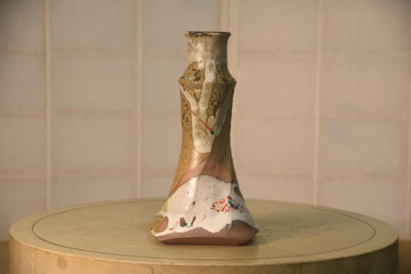 Japanese Pottery Vase Height:310mm
