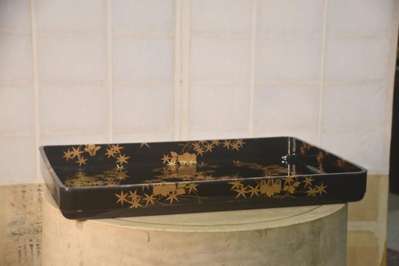 Japanese Black Lacquer Tray with Gold Design Width:590mm - Image 6
