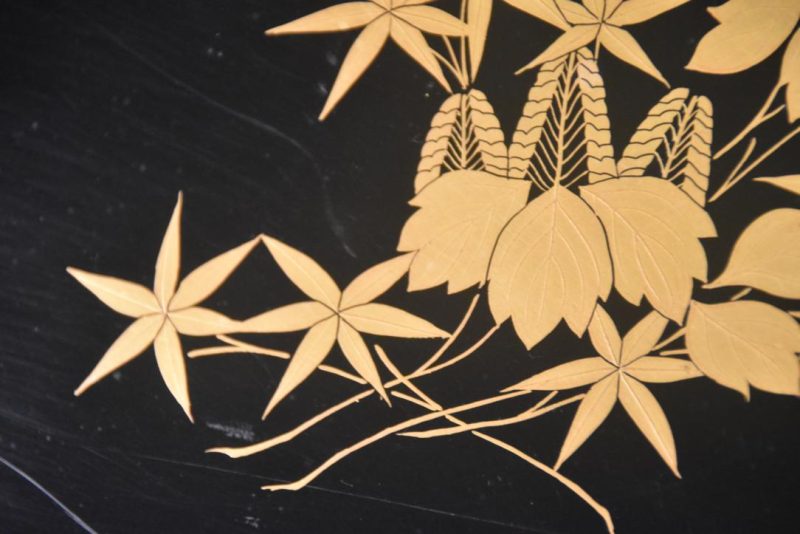 Japanese Black Lacquer Tray with Gold Design Width:590mm - Image 3