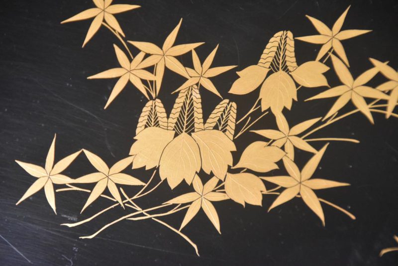 Japanese Black Lacquer Tray with Gold Design Width:590mm - Image 2