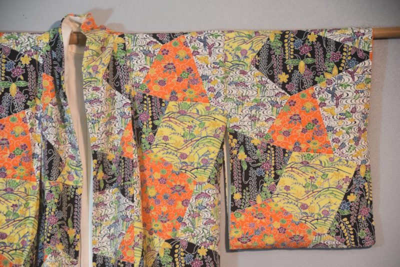 Luxurious Crepe Silk Kimono from Japan - Image 7