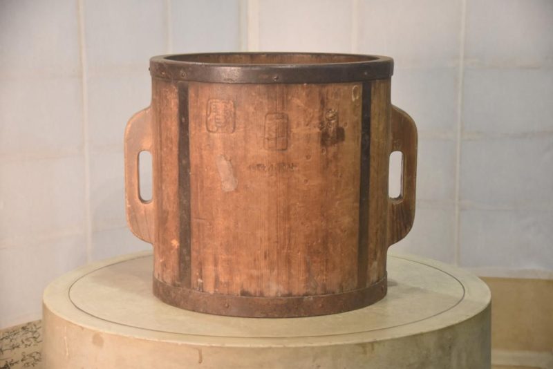 Japanese Round Wooden Rice Measure Bucket Height:315mm
