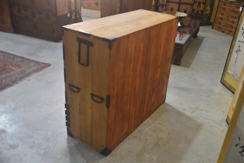 Antique Clothing Chest  Width:1060mm - Image 9