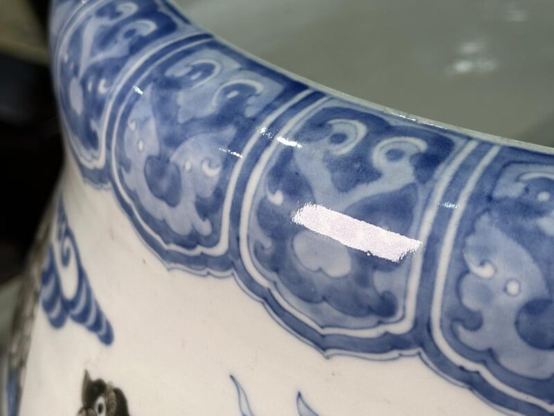Vintage Porcelain Hibachi with Shishi Designs Width:410mm - Image 7