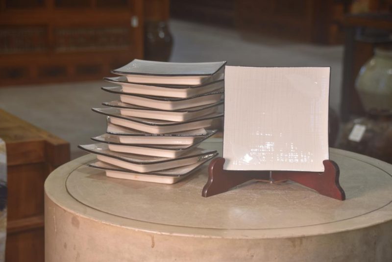 Set of 10 Japanese White & Black Ceramic Square Plates - Image 3