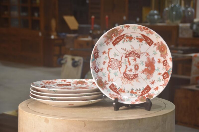 Set of 5 Japanese Imari Hand Painted Dinner Plates Width:310mm