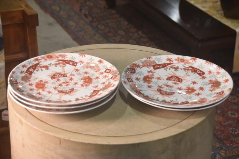 Set of 5 Japanese Imari Hand Painted Dinner Plates Width:310mm - Image 5