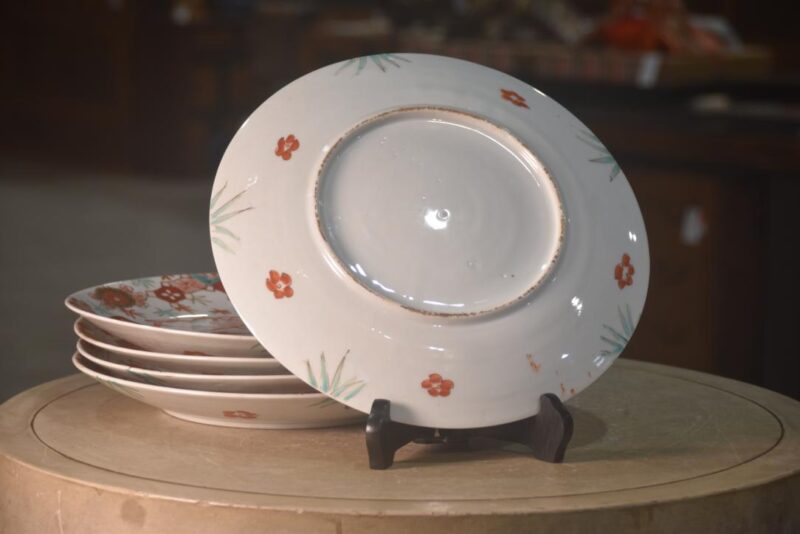 Set of 5 Japanese Imari Hand Painted Dinner Plates Width:310mm - Image 6
