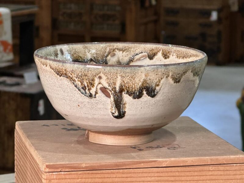Chawan Tea Bowl in a Wooden box Width:136mm