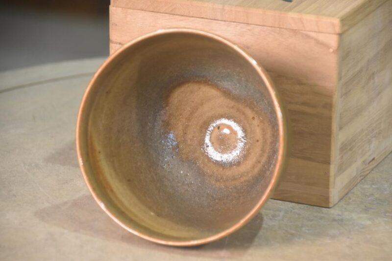 Chawan Tea Bowl in a Wooden box Width:128mm - Image 5