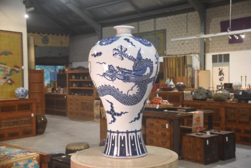 Large Blue & White Ming Style Vase Height:720mm