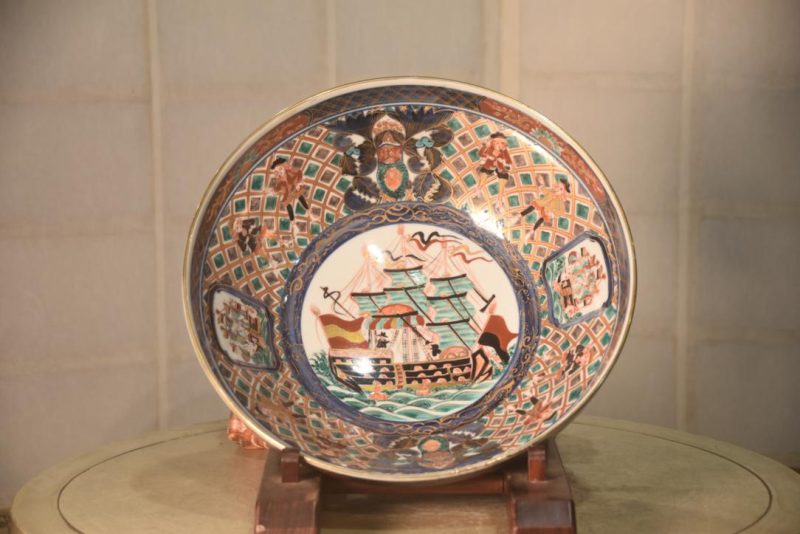 Black Ships Imari Ware Porcelain Bowl Width:330mm