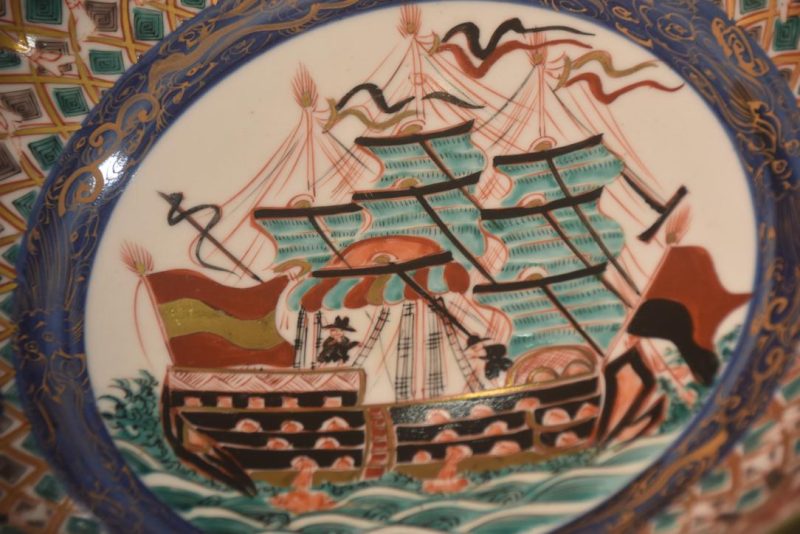 Black Ships Imari Ware Porcelain Bowl Width:330mm - Image 2