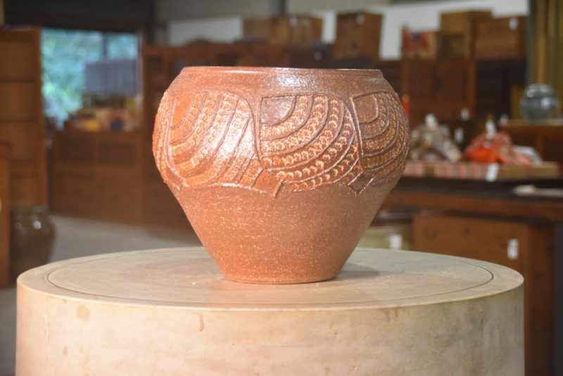 School of Fish - Japanese Pottery Vase Width:300mm - Image 4
