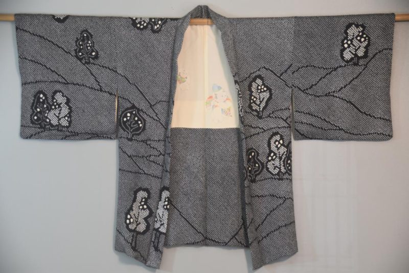 Rolling Hills Vintage Black Silk Shibori Haori Jacket - Image 7