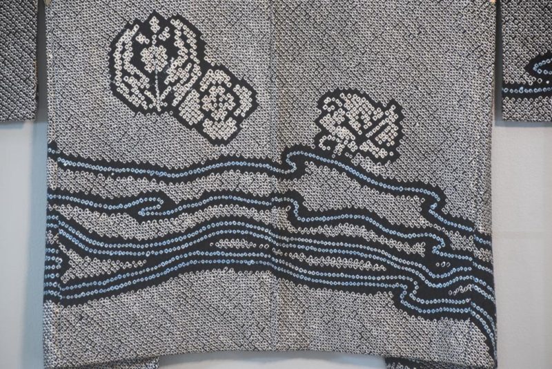 Blue Streams Vintage Black Silk Shibori Haori Jacket - Image 4