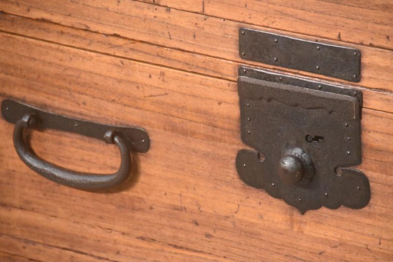 Japanese Antique Two Section Clothing Chest Width:950mm - Image 15
