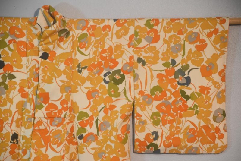 Autumn Flowers Silk Kimono from Japan - Image 5