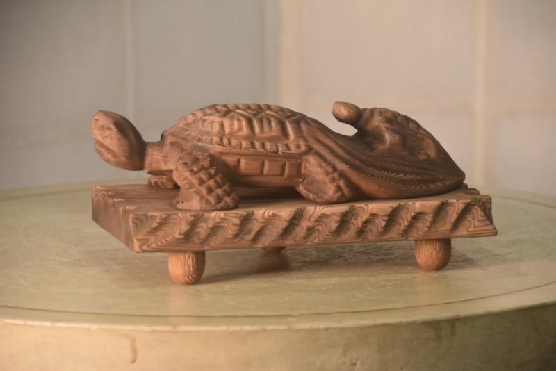 Carved Cedar Turtle Width:250mm