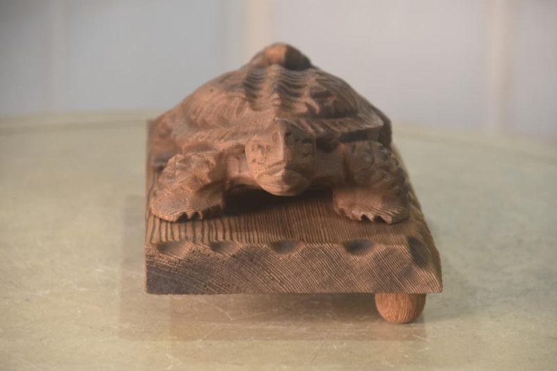 Carved Cedar Turtle Width:250mm - Image 7