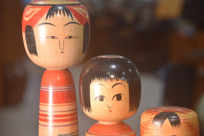 Set of 3 - Japanese Kokeshi Dolls Height:375mm - Image 3