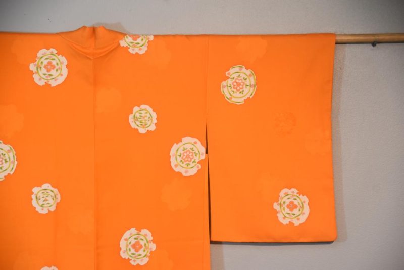 Antique Medallions Silk Japanese Haori Jacket - Image 3