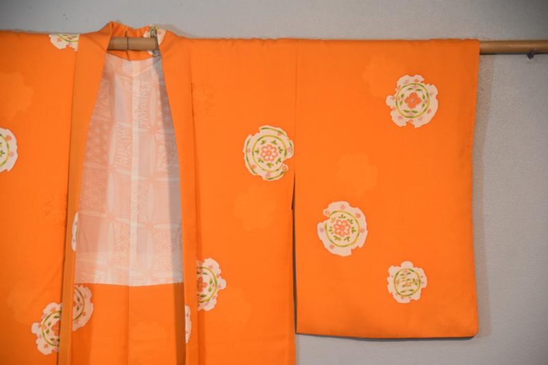 Antique Medallions Silk Japanese Haori Jacket - Image 4