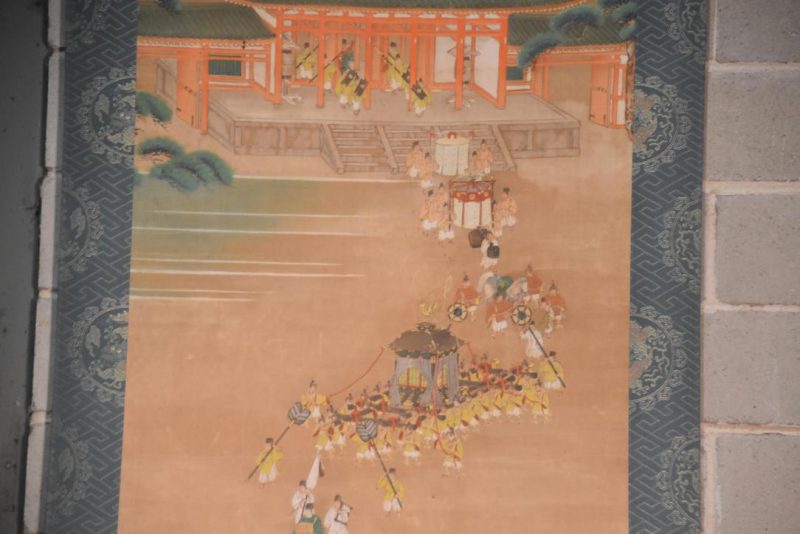 A Long Japanese ink brush and Colour scroll painting depicting Heian Shrine Kyoto Width:730mm - Image 8